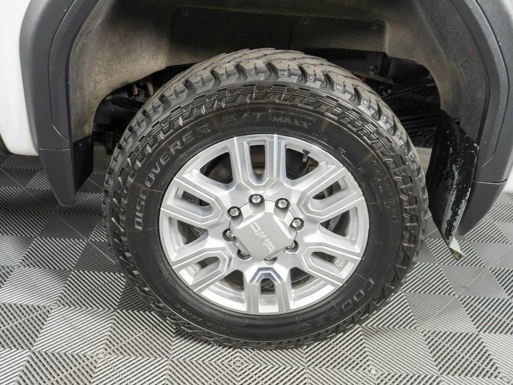 Used 2020 Summit White GMC SLT image 30