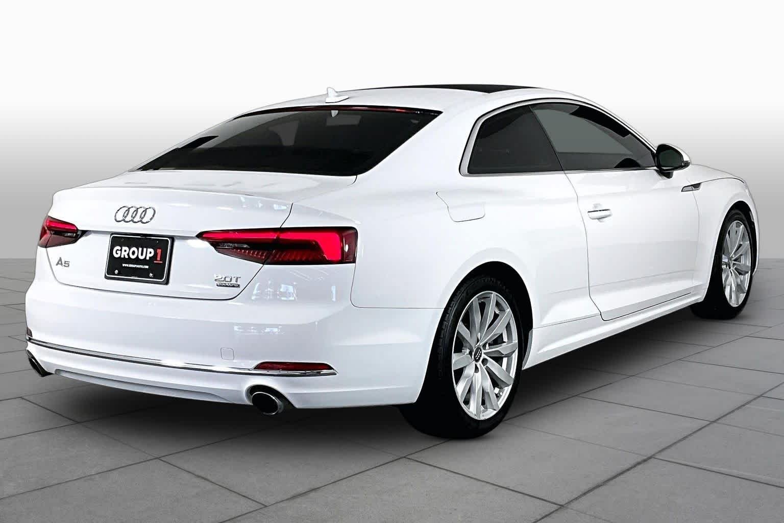 Used 2018 Ibis White Audi Premium image 12
