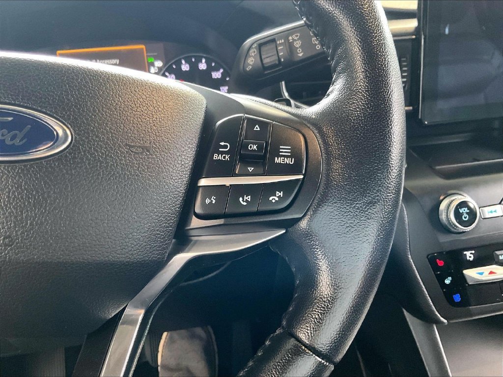 Used 2020 White Ford Limited image 24