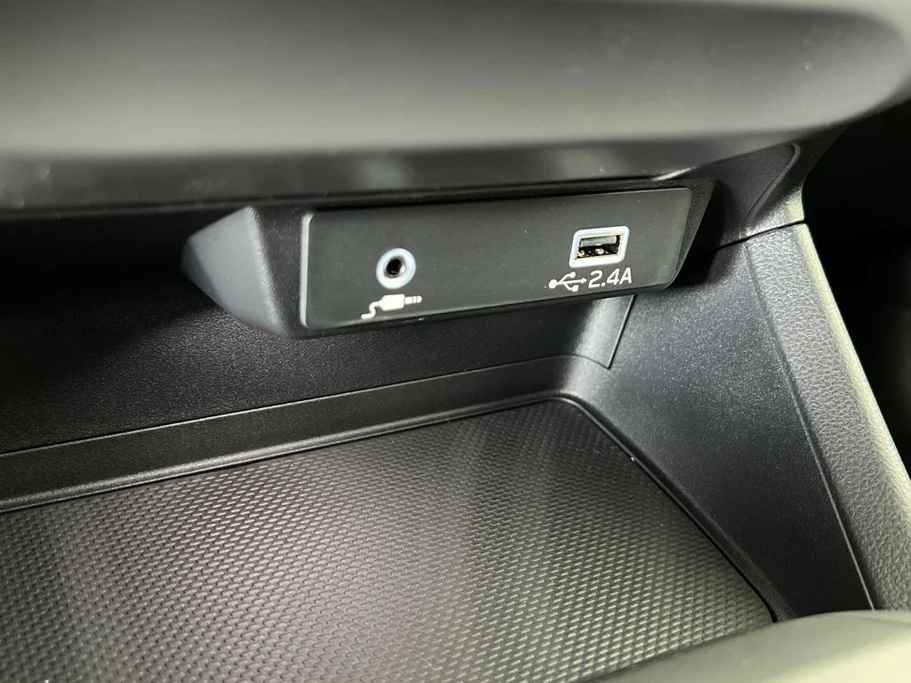 New 2026 LITHIUM RED PEARL Subaru Base image 28