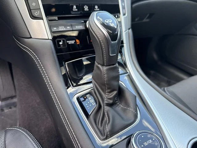 Used 2023 Blue INFINITI LUXE image 37