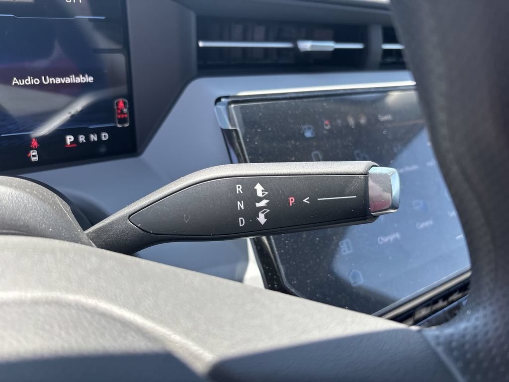 New 2027 Sterling Grey Metallic Chevrolet LT image 17
