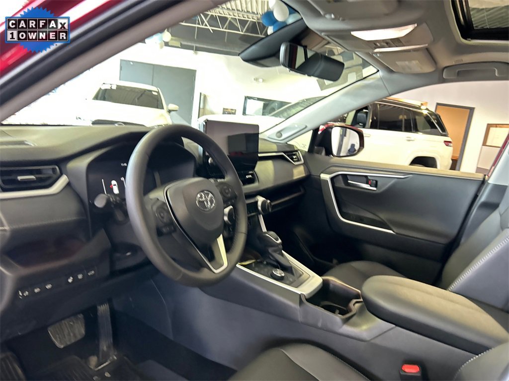 2025 TOYOTA RAV4 - Image 17