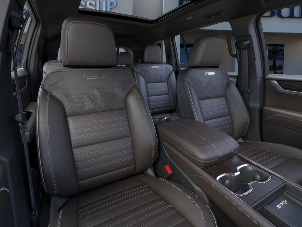 2026 GMC Acadia Denali Ultimate - Photo 16