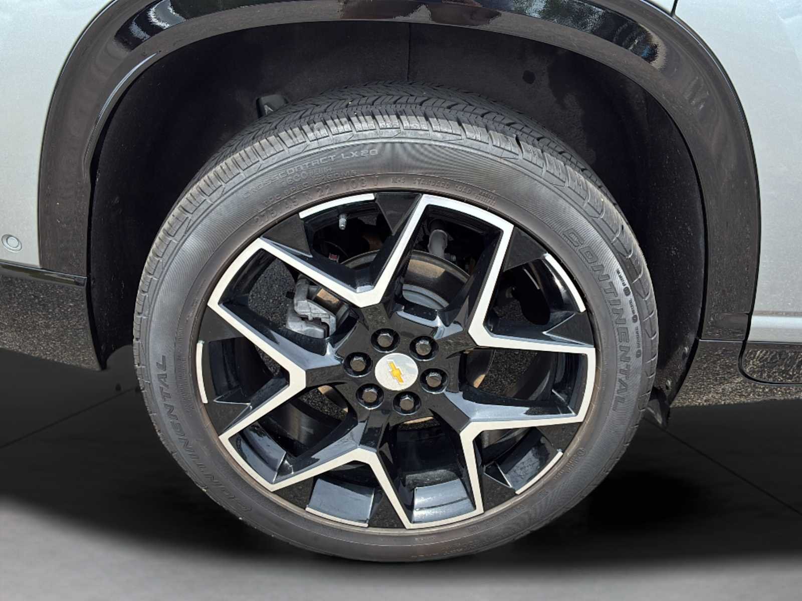 2025 Chevrolet Traverse High Country - Photo 36