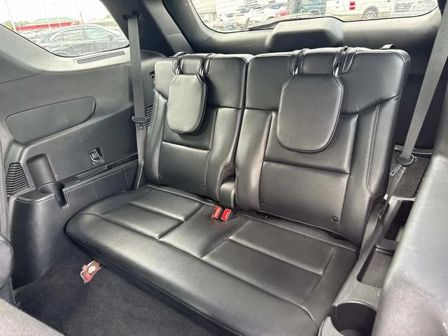 Used 2020 Red Ford XLT image 18
