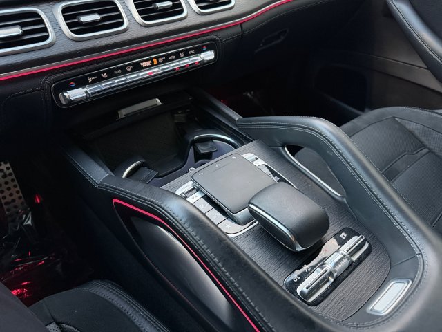 Used 2021  Mercedes-Benz GLE 53 AMG® image 24