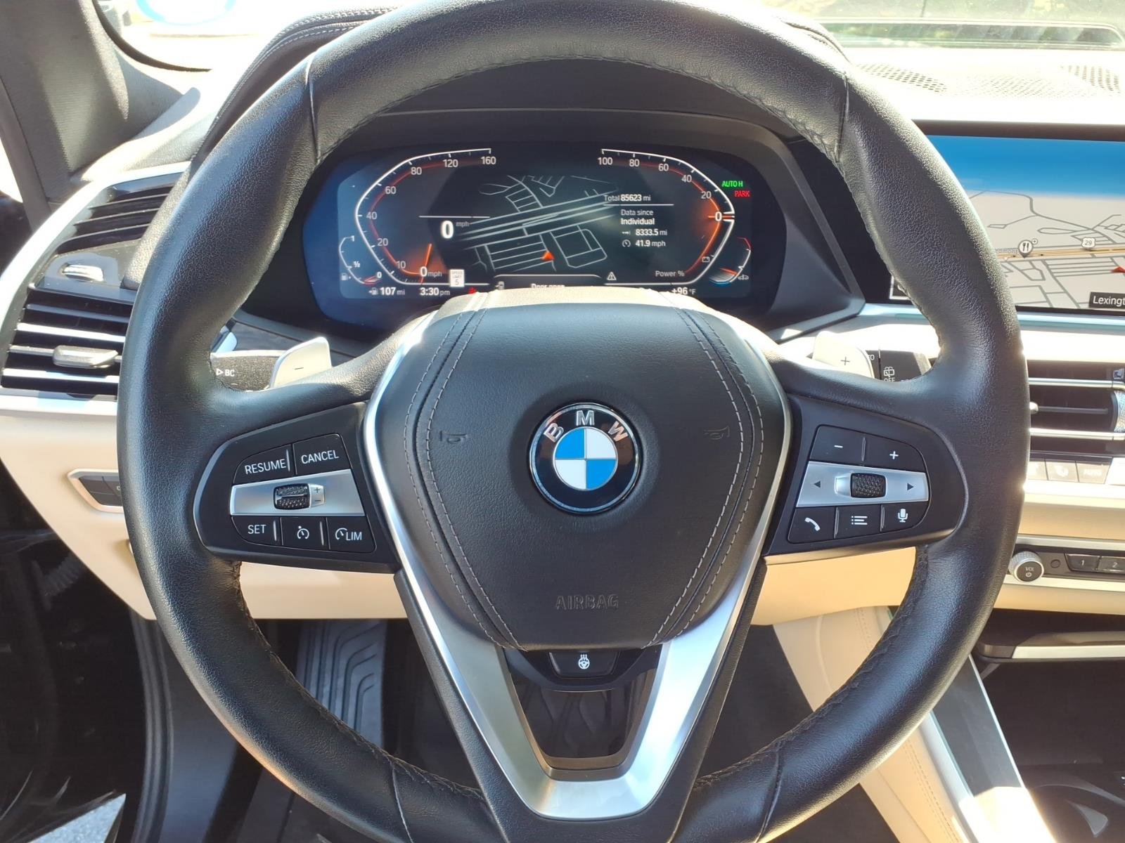 Used 2022 Black BMW xDrive40i image 10