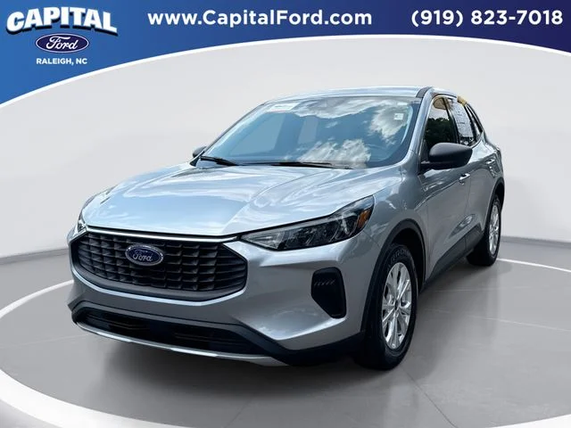 Used 2023 Silver Ford Active image 1