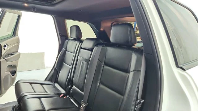 Used 2020 White Jeep Overland image 21