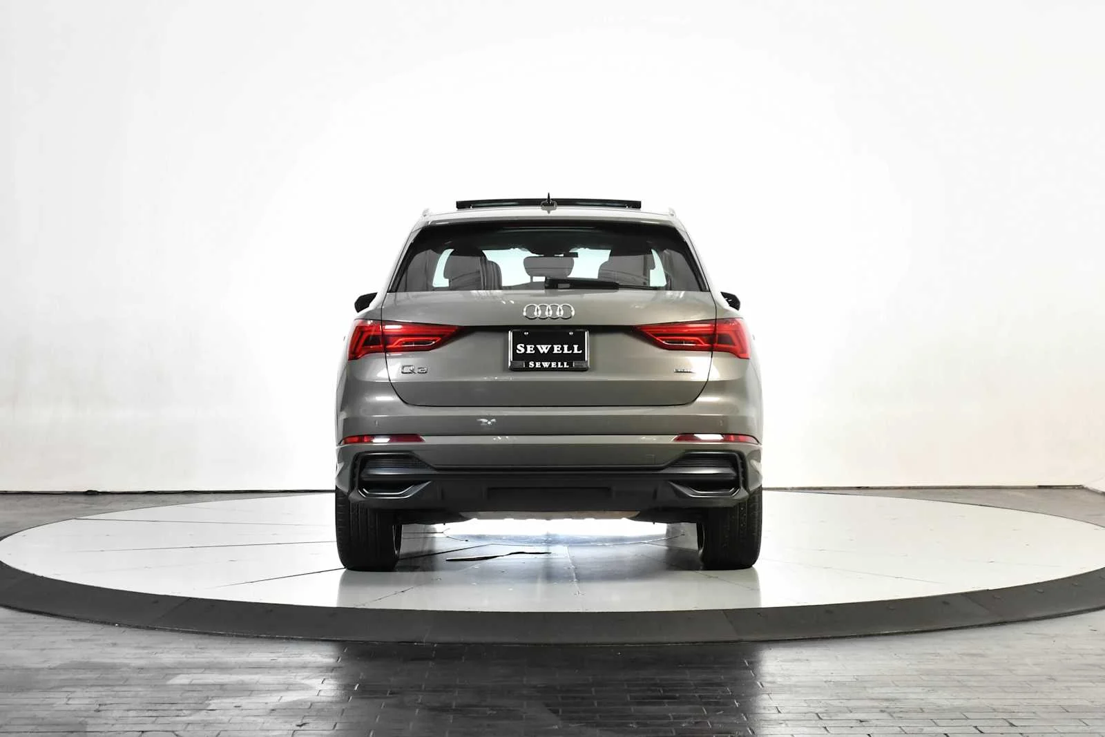 Used 2022 Chronos Gray Metallic Audi S line Premium image 4