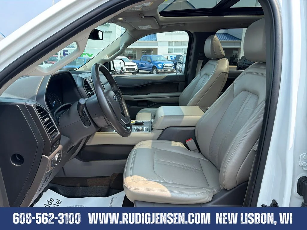 Used 2021 White Ford Limited image 9