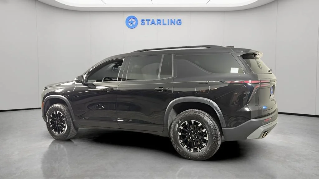 Used 2024 Mosaic Black Metallic Chevrolet Z71 image 5