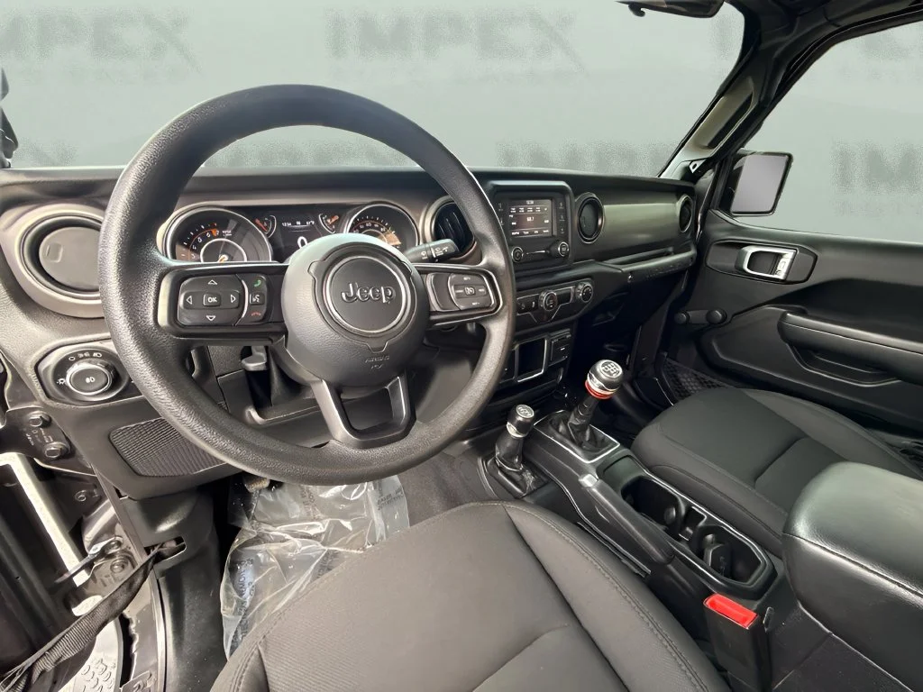 Used 2020 Gray Jeep Sport image 11