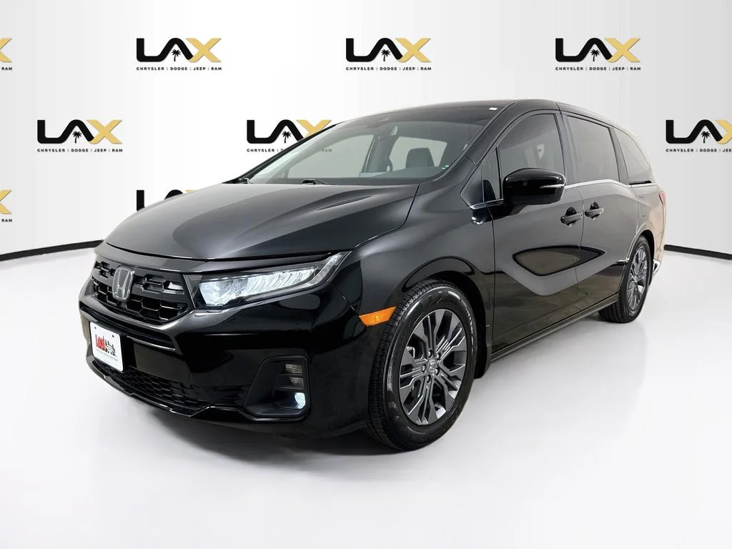 Used 2025 Black Honda Touring image 3