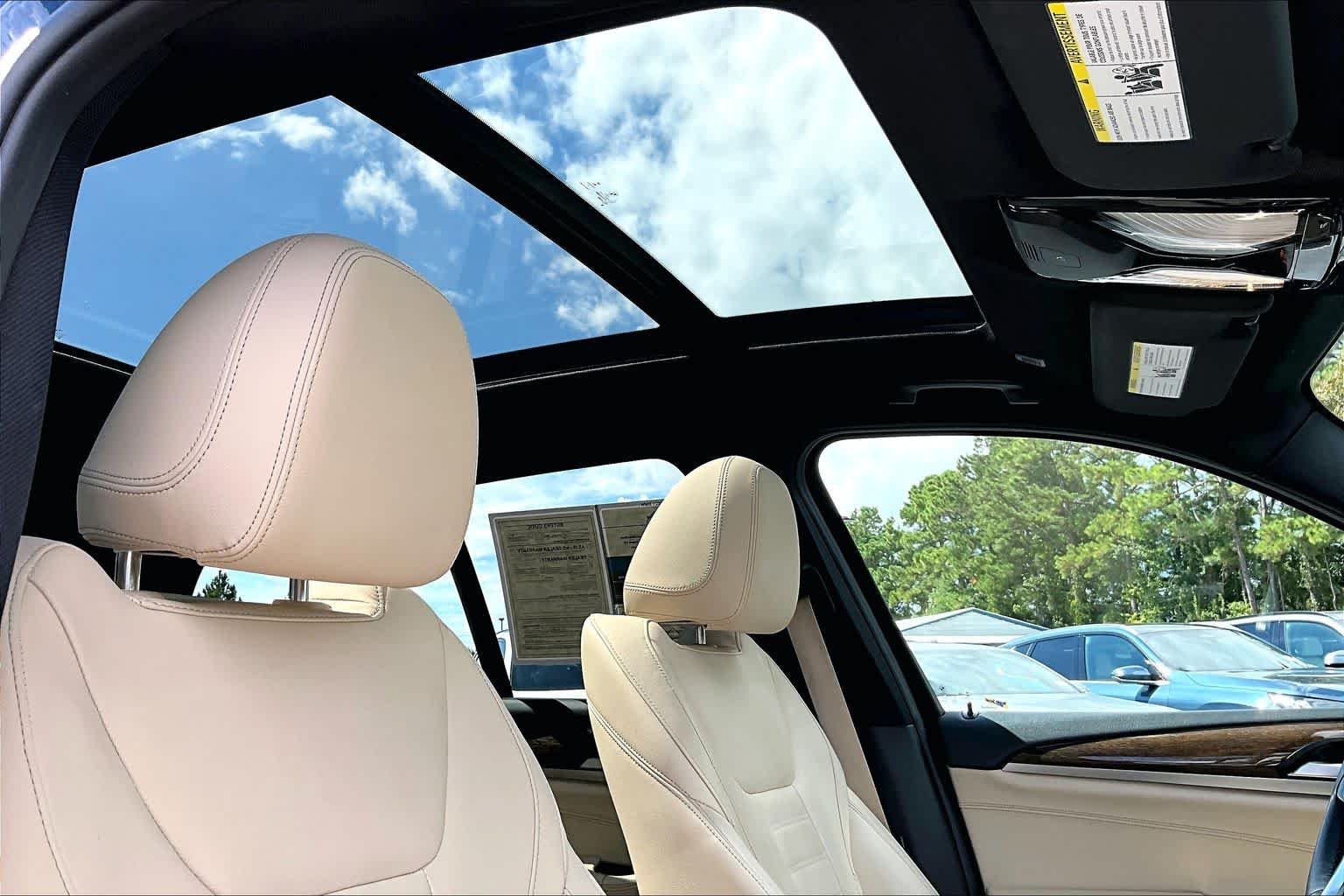 Used 2021 Phytonic Blue Metallic BMW sDrive30i image 14