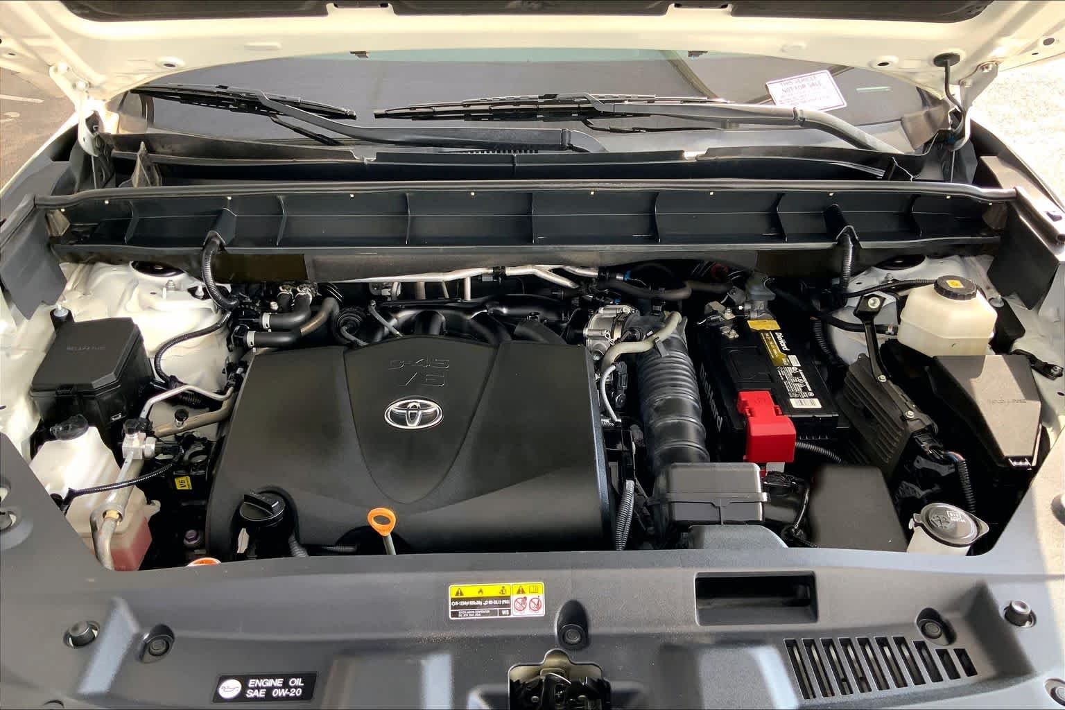 Used 2021 Blizzard Pearl Toyota XLE image 30