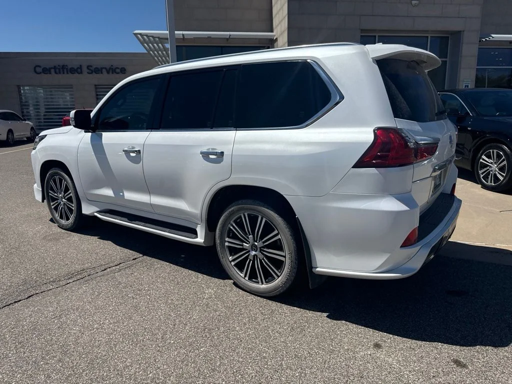 Used 2020 White Lexus 570 image 5