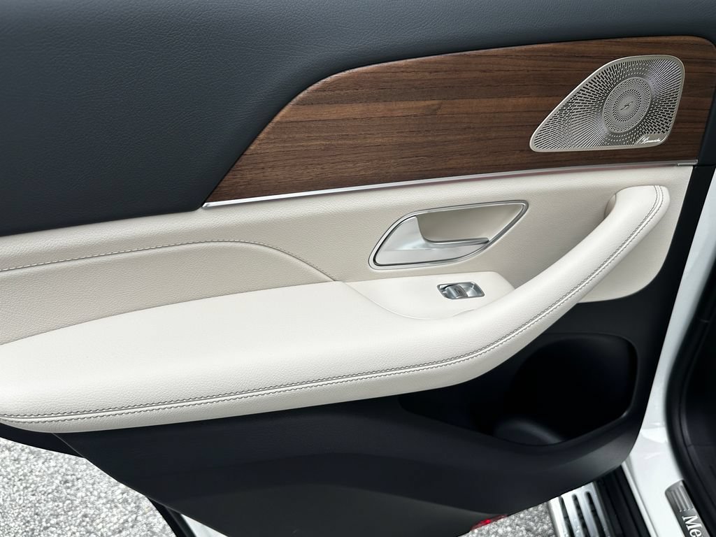 New 2026 Polar White Mercedes-Benz GLE 450 image 25
