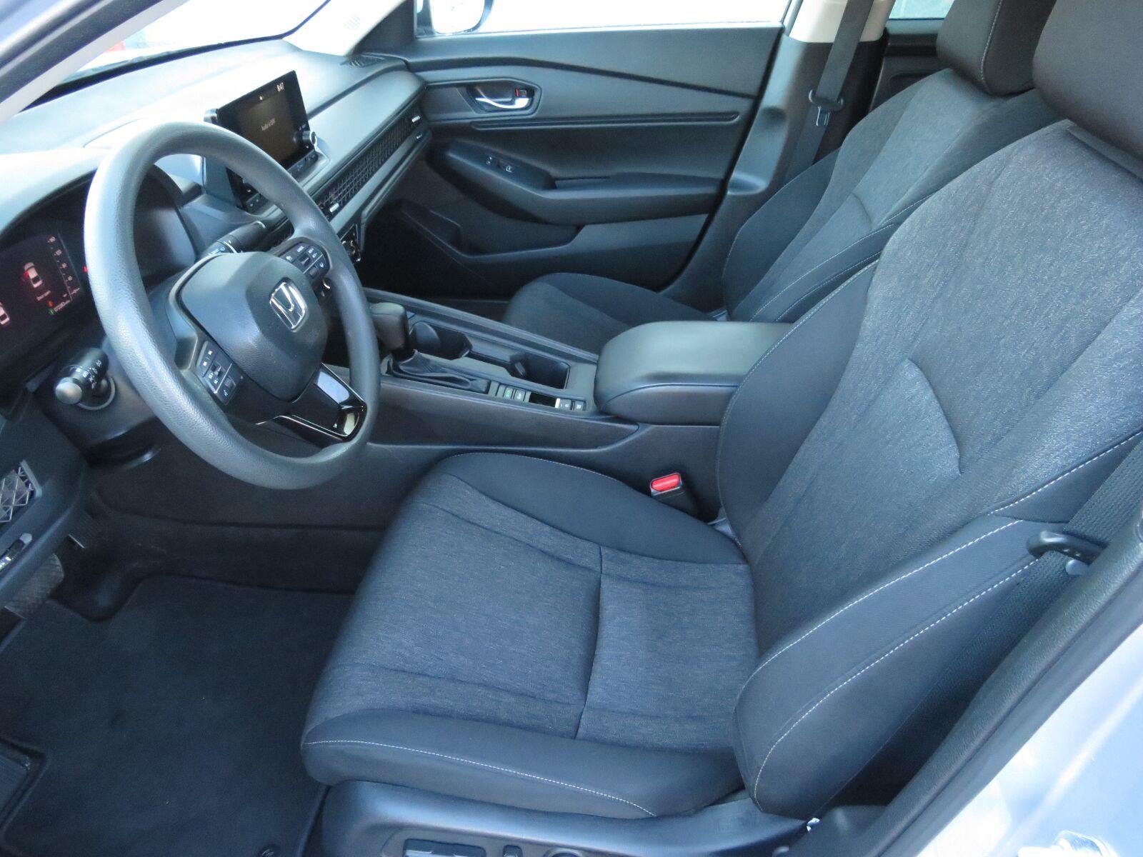 Used 2024  Honda EX image 20