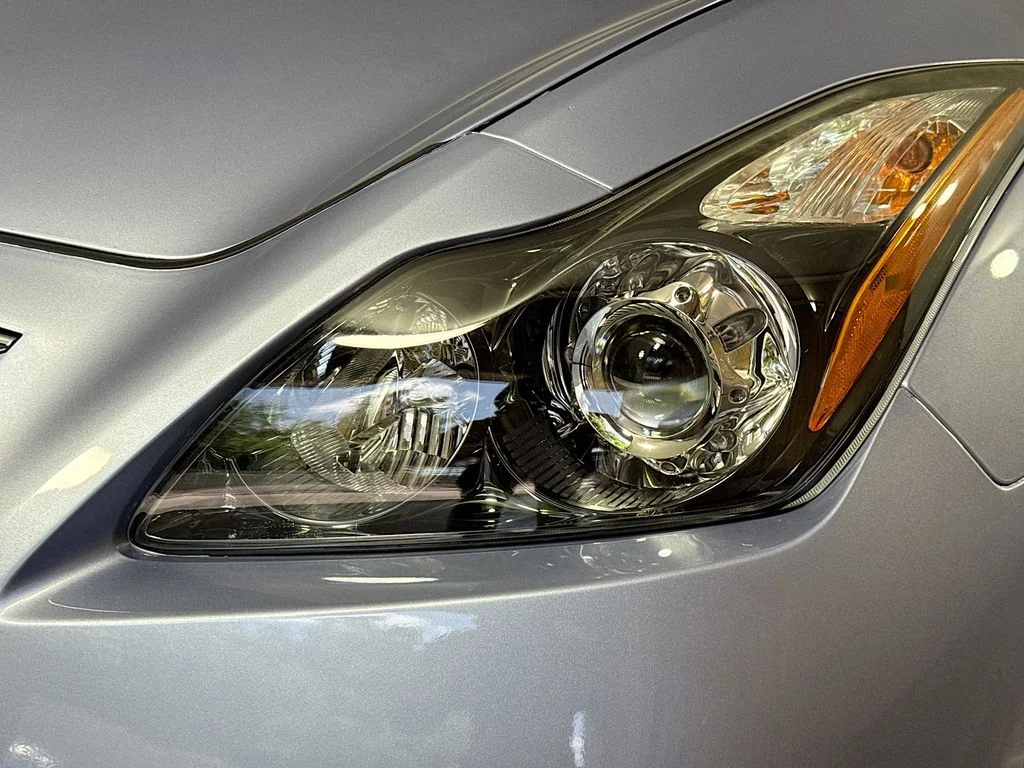 Used 2013 Blue INFINITI Sport image 37
