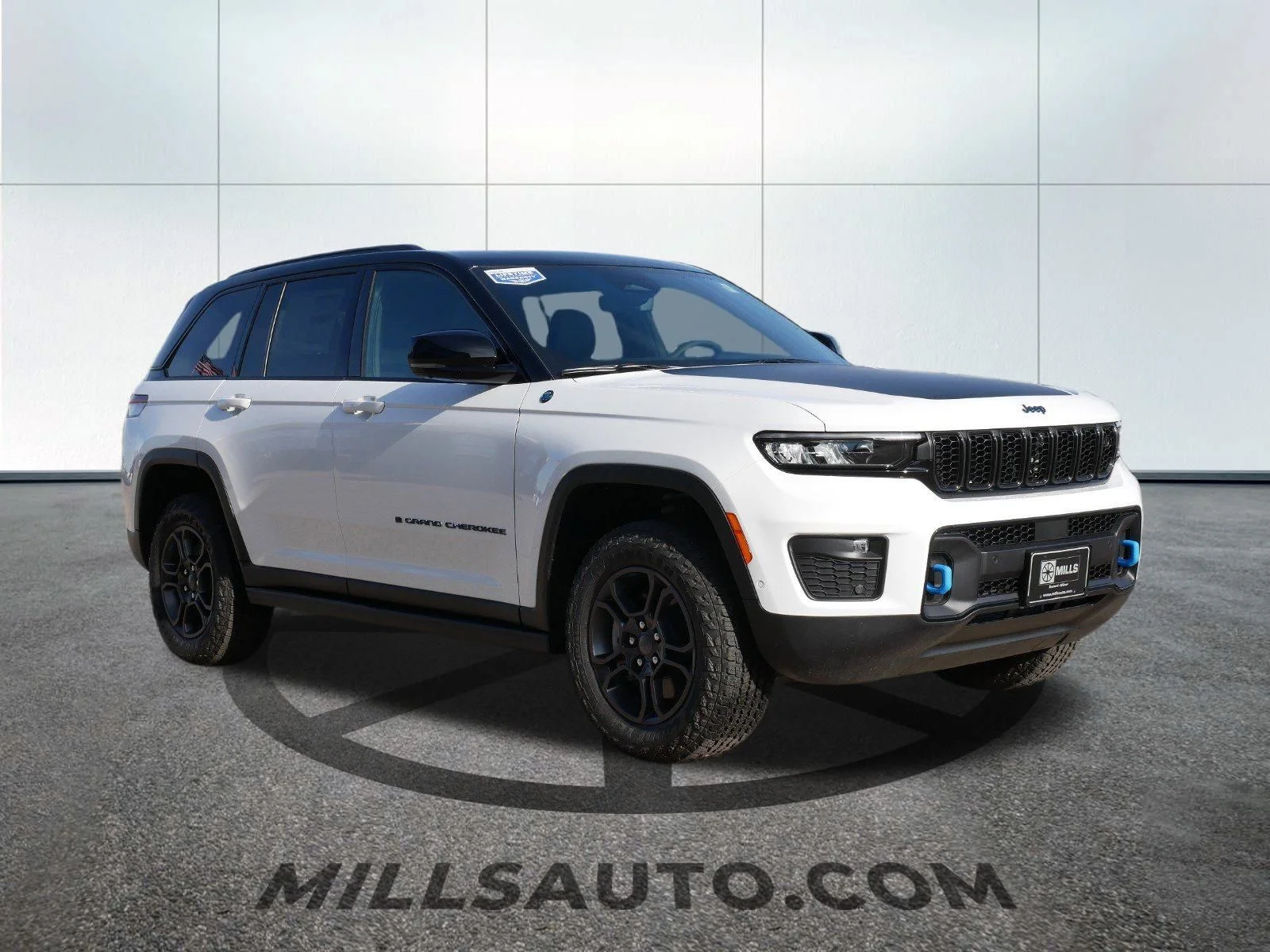 New 2024 Bright White Clearcoat Jeep Trailhawk 4xe image 3