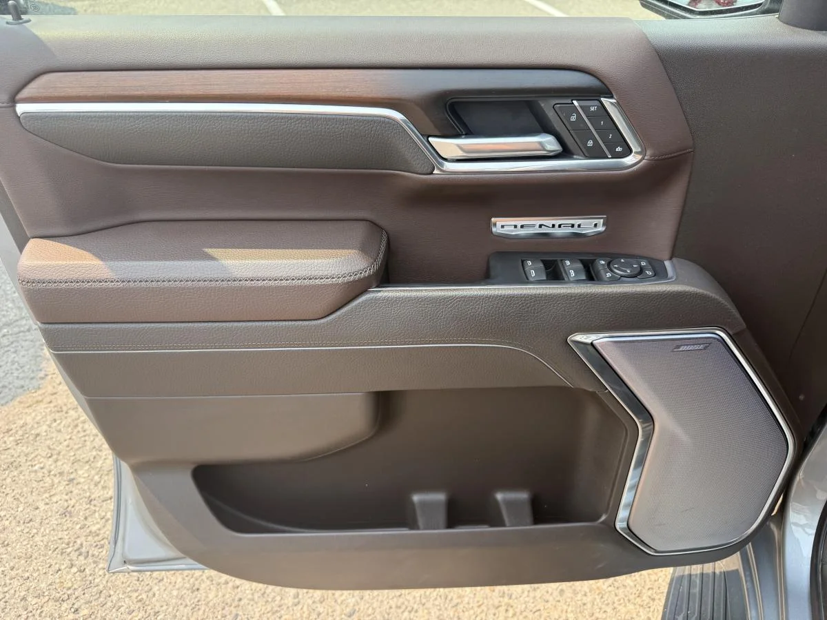 Used 2025 Silver GMC Denali image 12