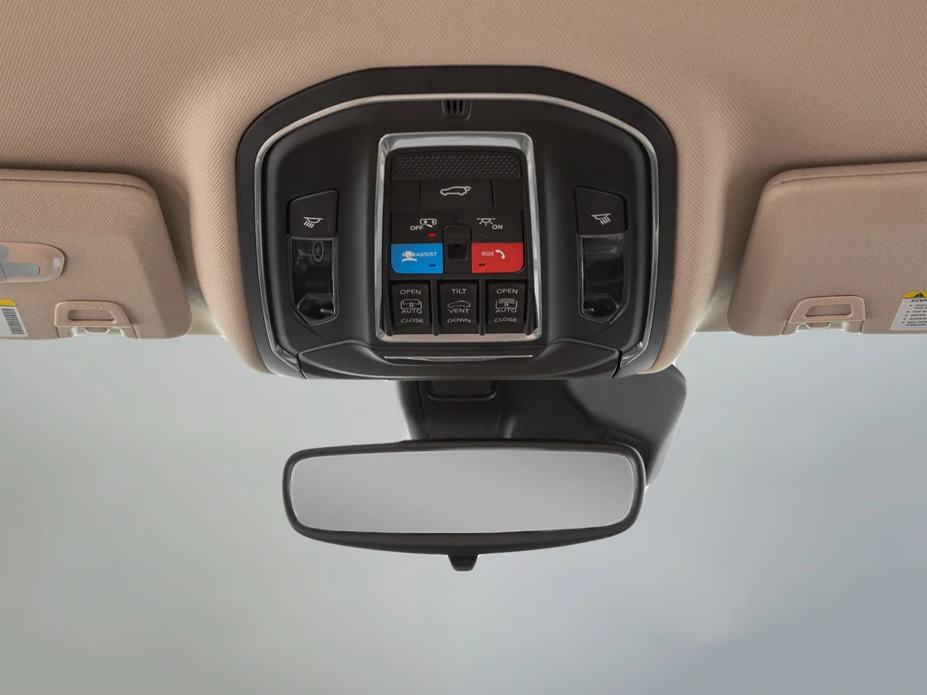 Used 2022 White Jeep Limited image 27