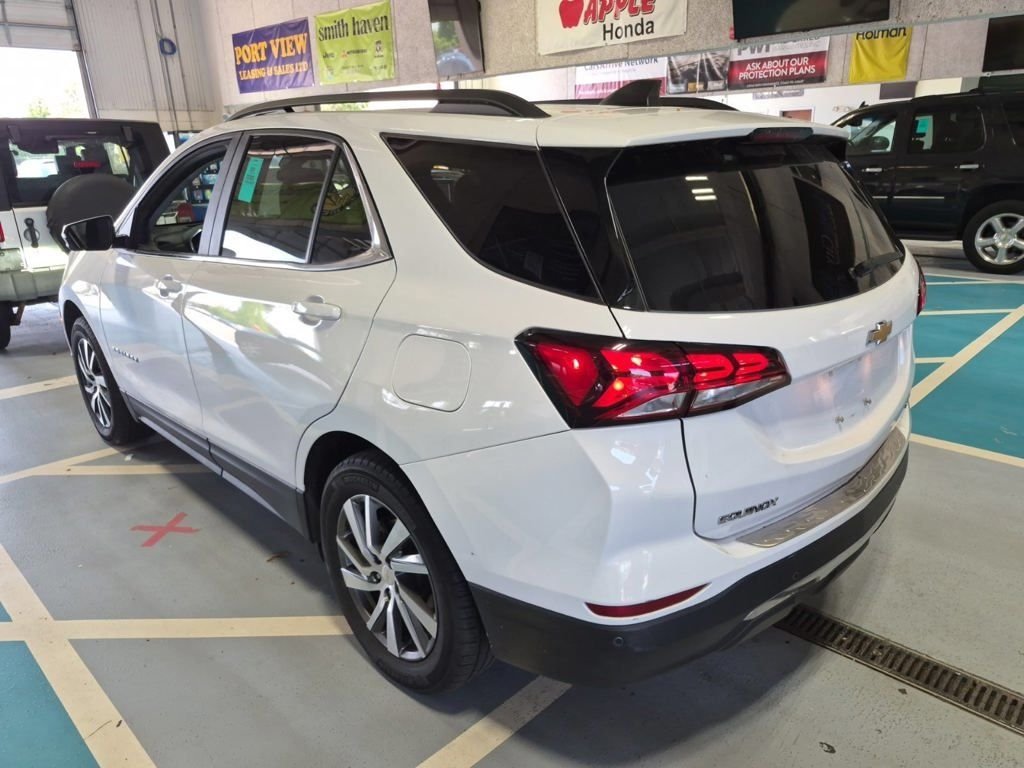 Used 2024 White Chevrolet LT image 3