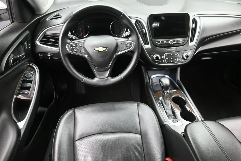 Used 2024 White Chevrolet LT image 15