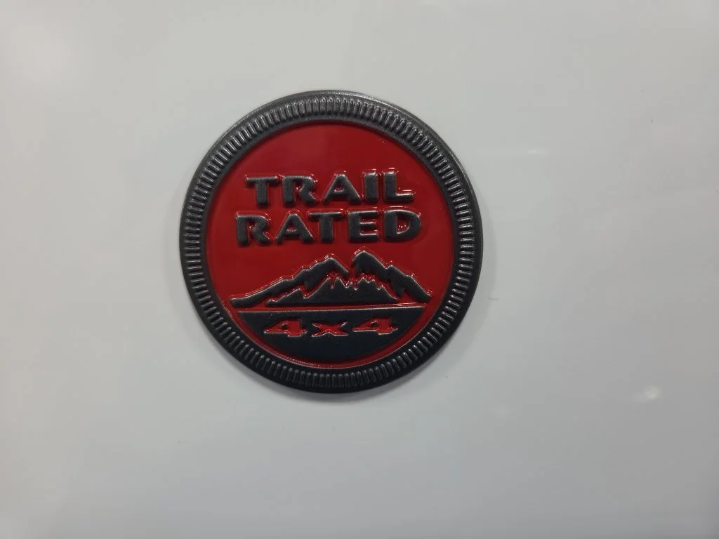 New 2026 Bright White Clear-Coat Exterior Paint Jeep Trailhawk image 16