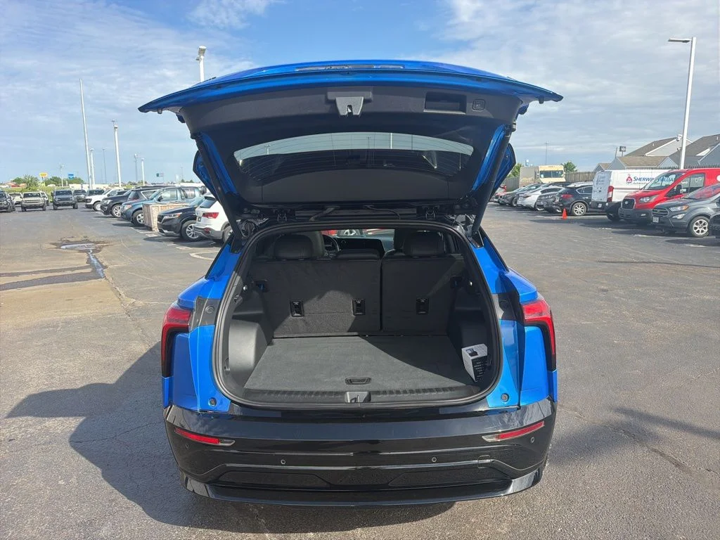 Used 2025 Blue Chevrolet RS image 47