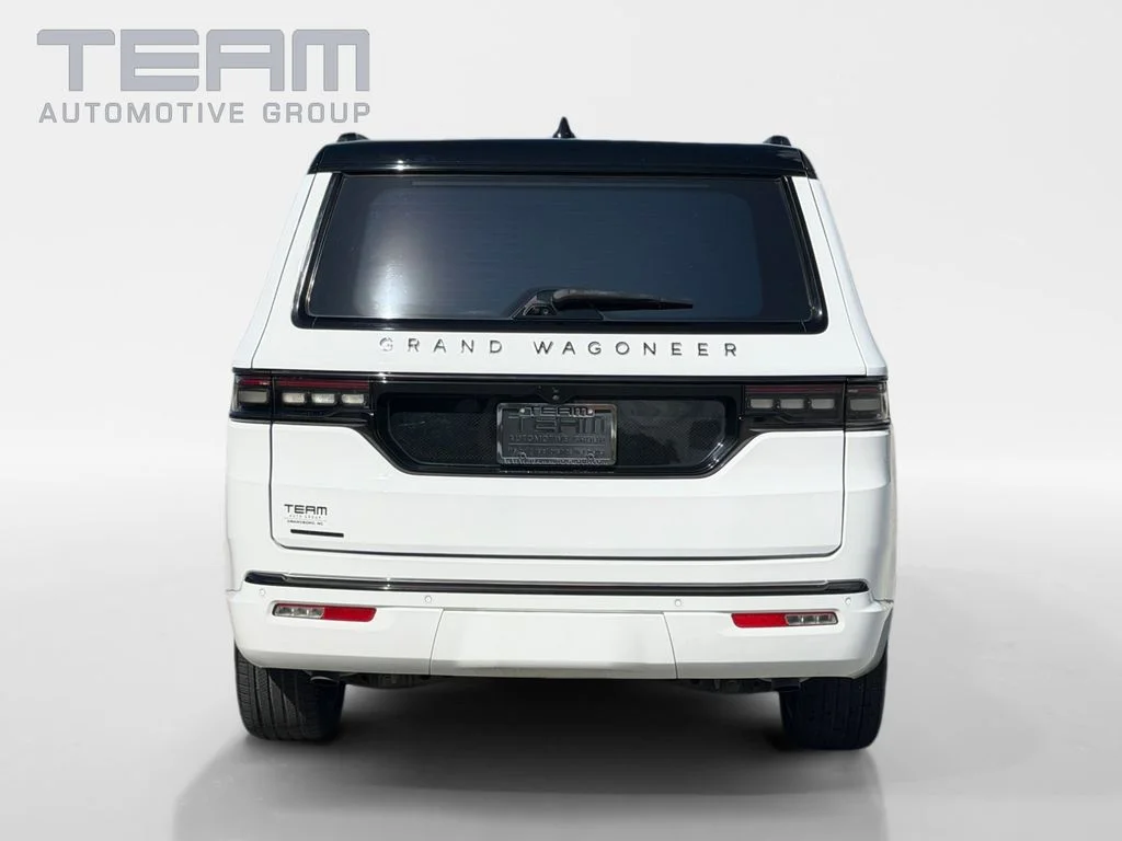 Used 2022 White Jeep Series II image 6
