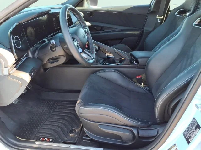 Used 2025 Blue Hyundai Base image 19