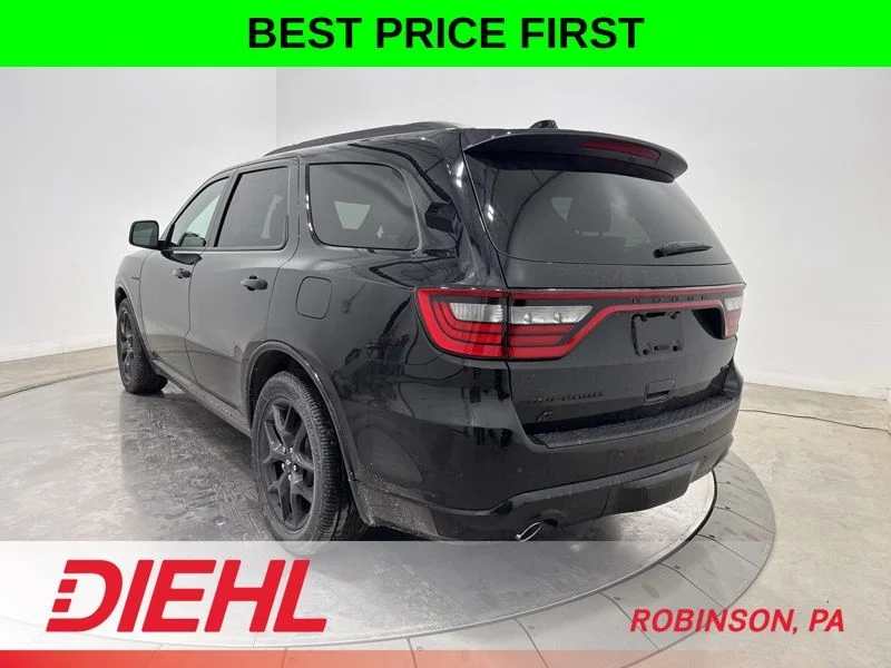 New 2026 Diamond Black Clear-Coat Exterior Paint Dodge GT Plus HEMI V8 image 5