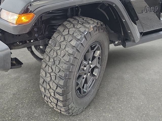 Used 2023 Black Jeep Willys image 31