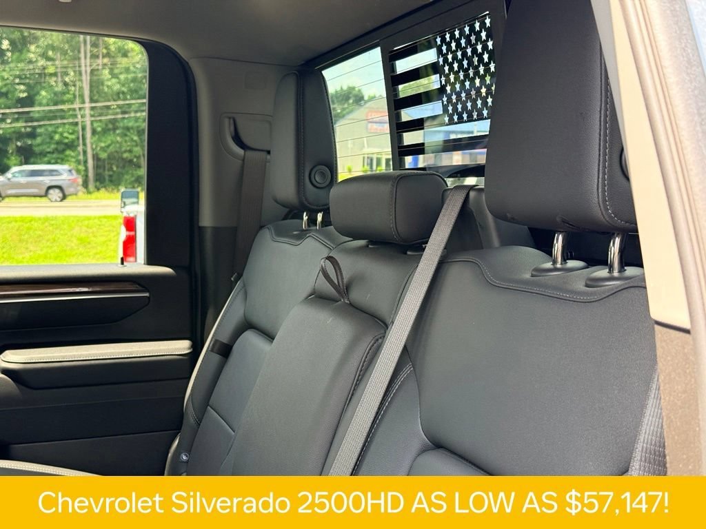Used 2025 Sterling Gray Metallic Chevrolet LT image 21