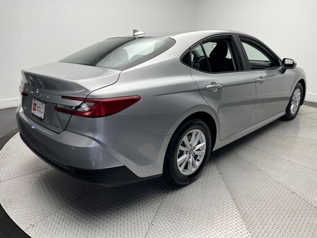 Used 2025 Silver Toyota LE image 5