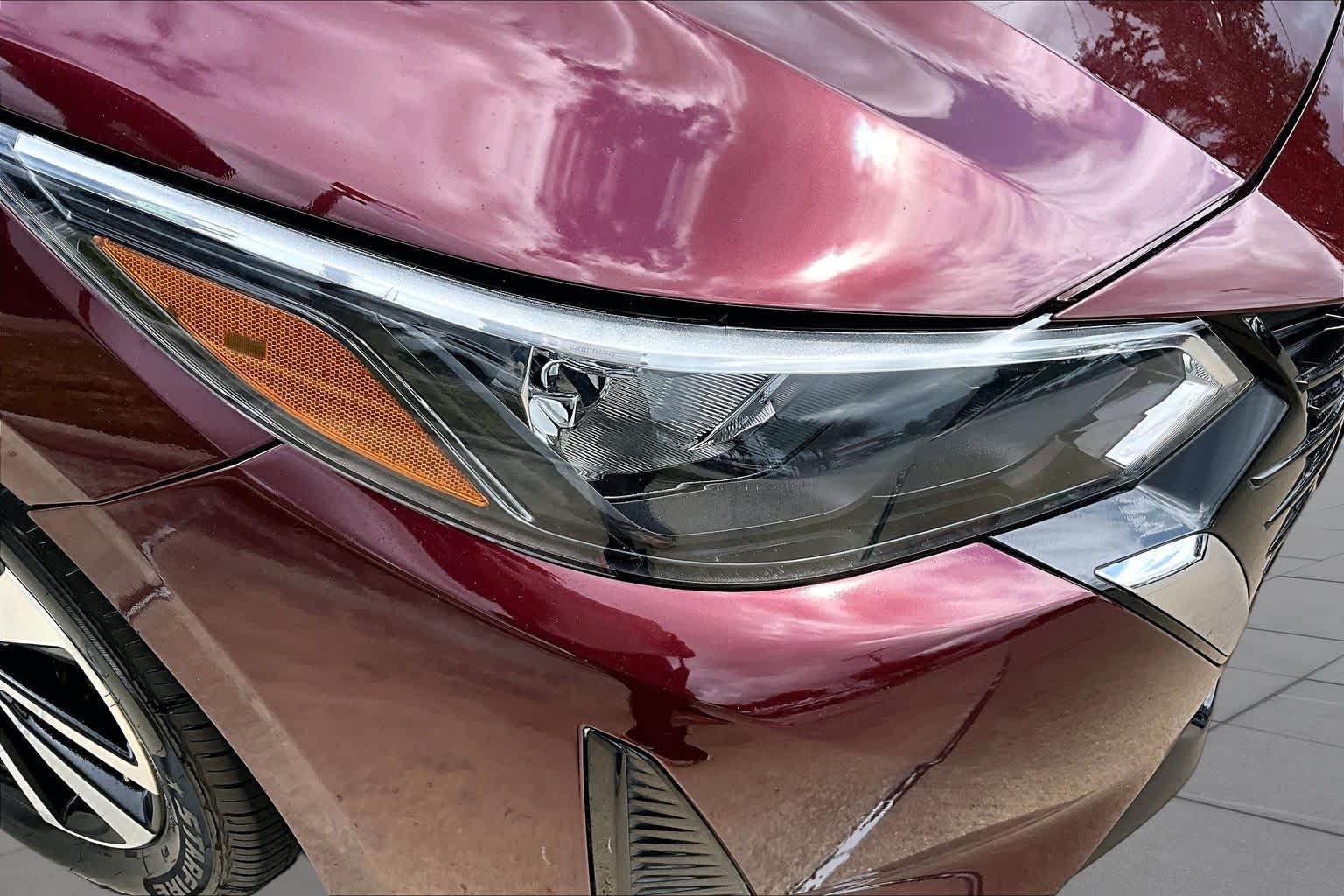 Used 2024 Rosewood Metallic Nissan SV image 28