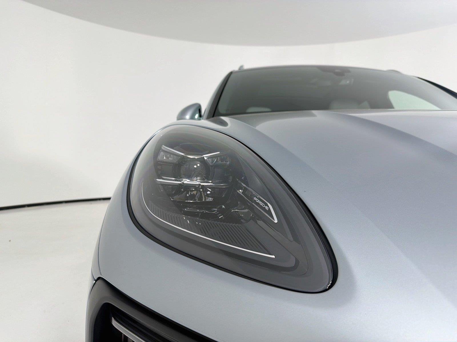 Used 2023 Dolomite Silver Metallic Porsche S image 23