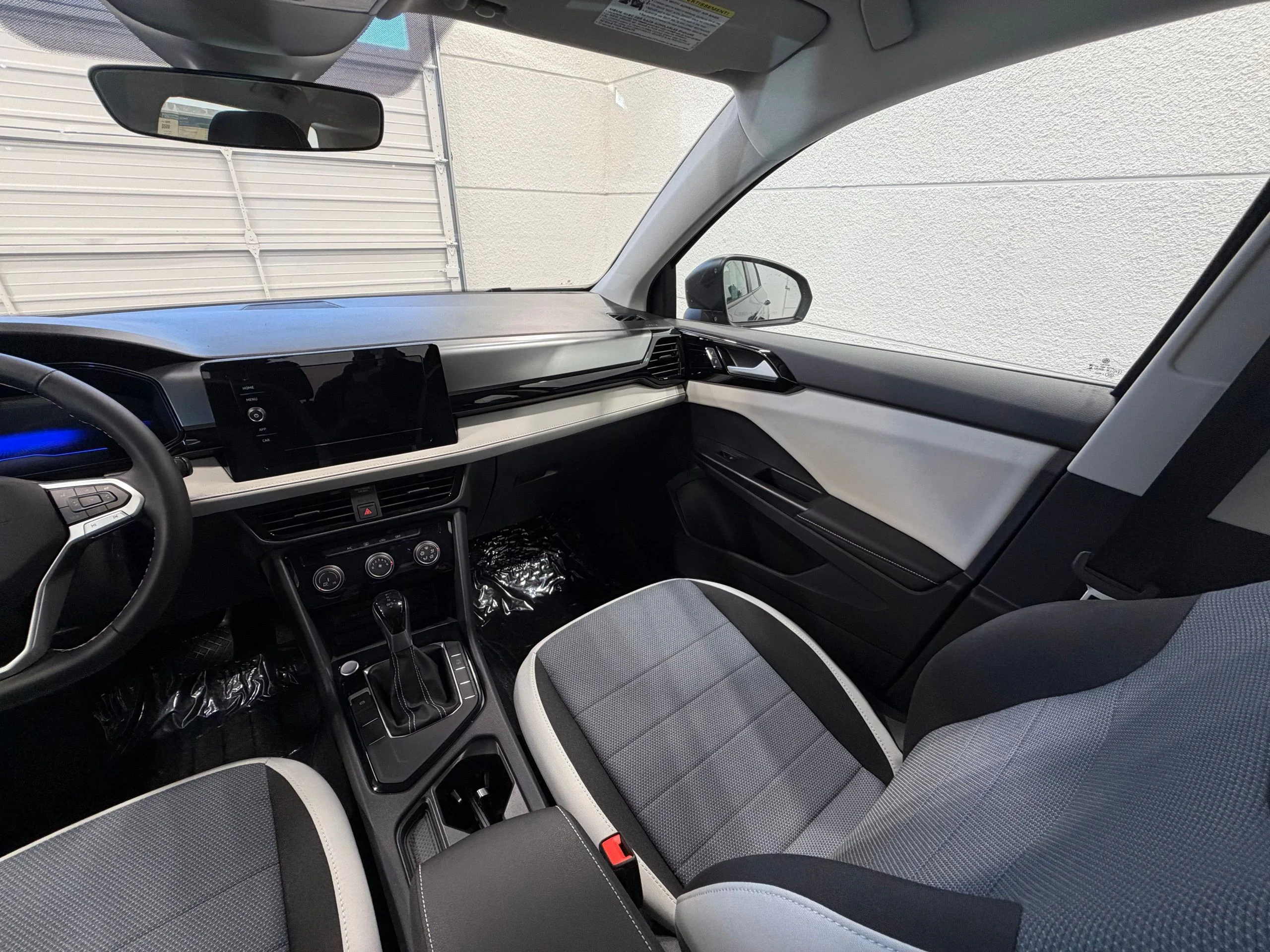 New 2026 Black Volkswagen 1.5T S image 31