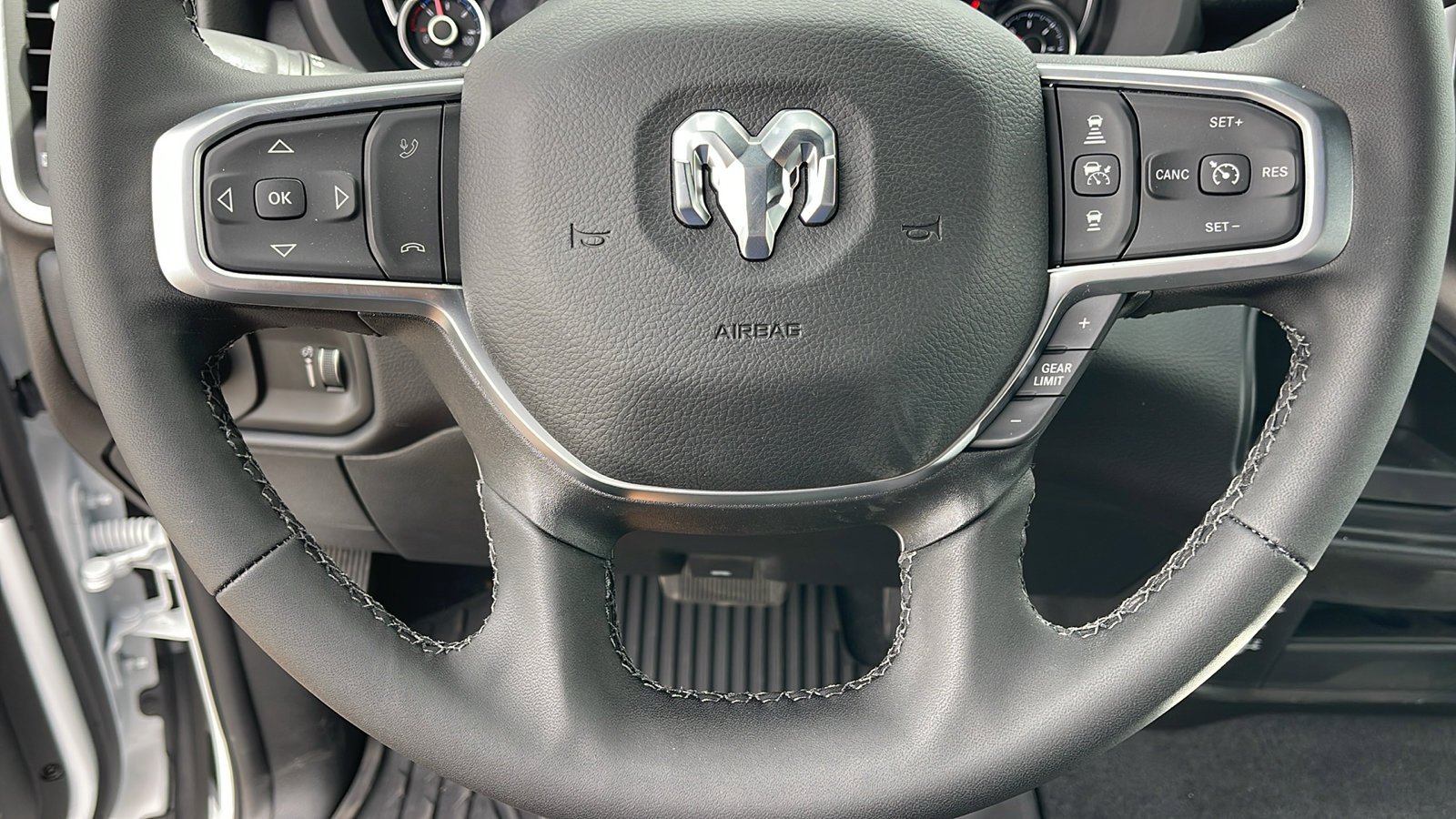 2025 RAM 2500 Big Horn - Photo 24