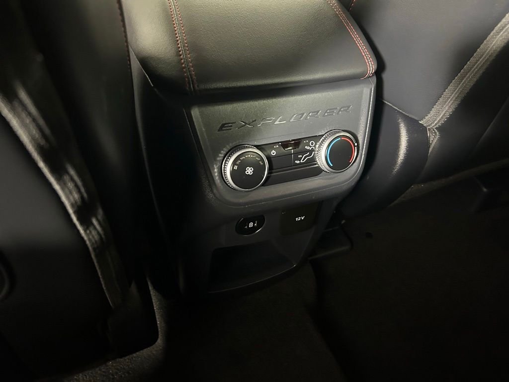 Used 2025 Gray Ford ST-Line image 15