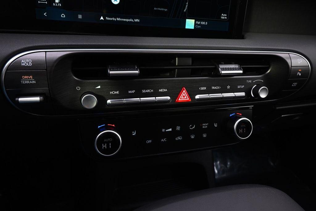 New 2026 Titainium Hyundai SEL AWD image 31