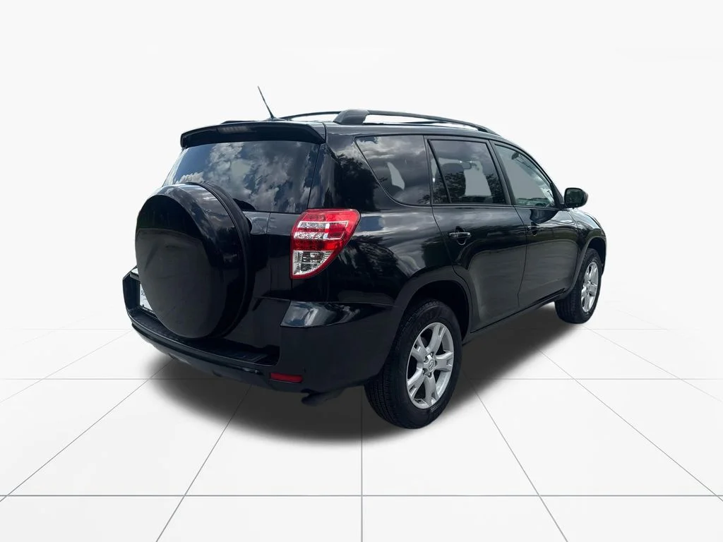 Used 2012 Black Toyota Base image 8