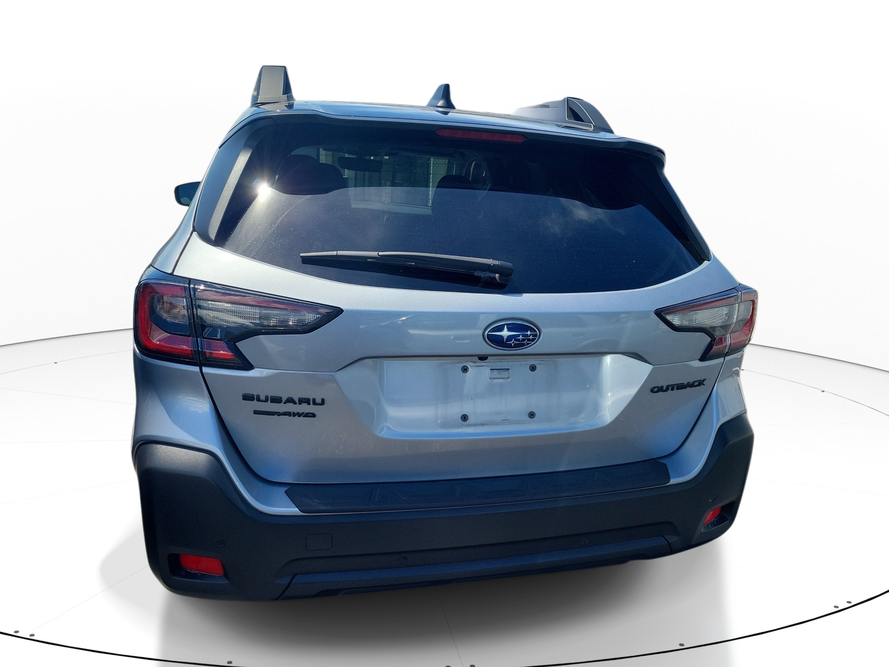 Used 2024 Ice Silver Metallic Subaru Onyx Edition image 8