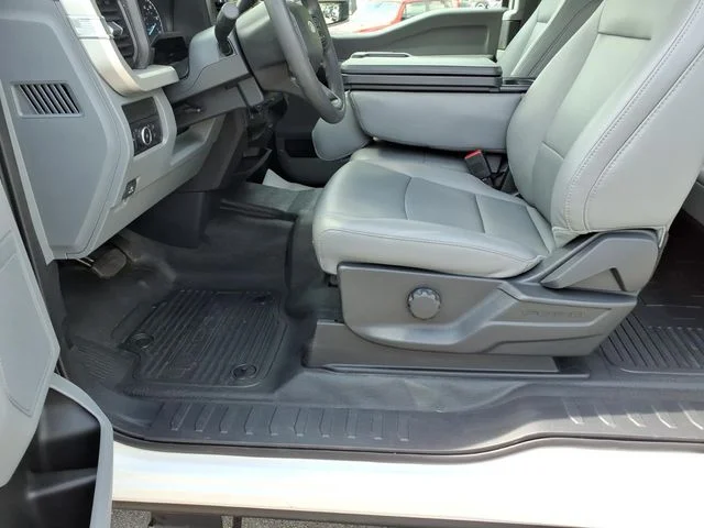 Used 2024 White Ford XL image 18
