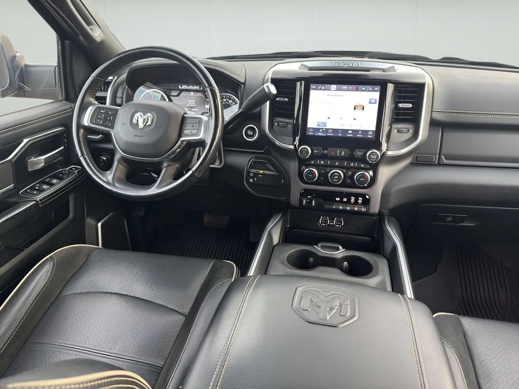 Used 2022 Granite Crystal Metallic Clearcoat Ram Laramie image 20