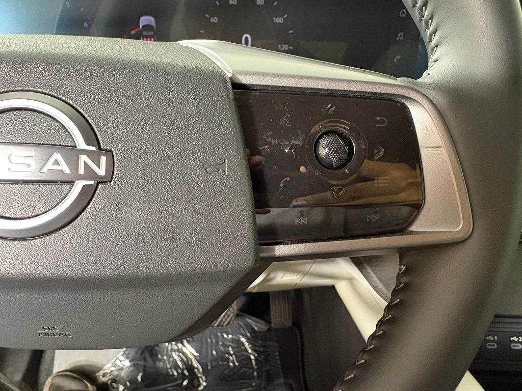 Used 2025 White Nissan SV image 25