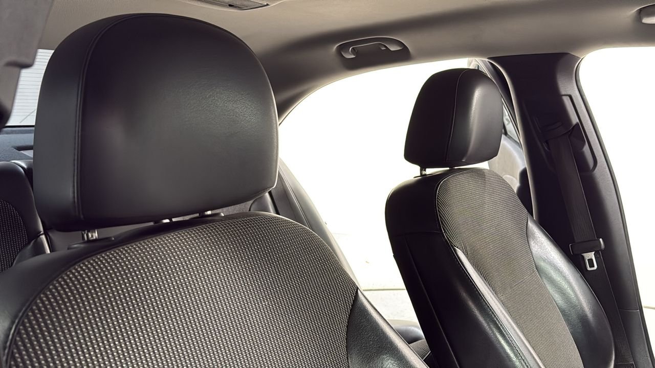 Used 2014 Gray Chevrolet LT image 19